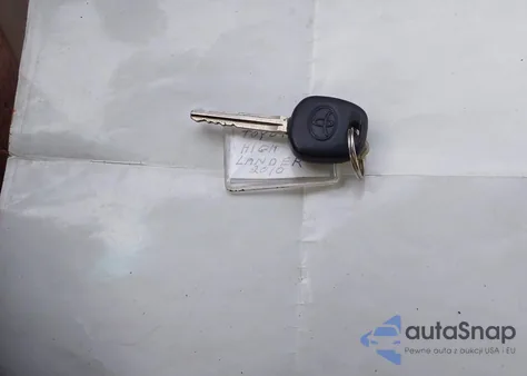 2010 Toyota Highlander Base V6 from USA, damaged, VIN JTEZK3EH0A2106063